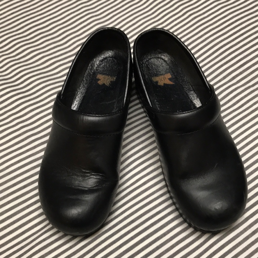 Dansko nursing clogs